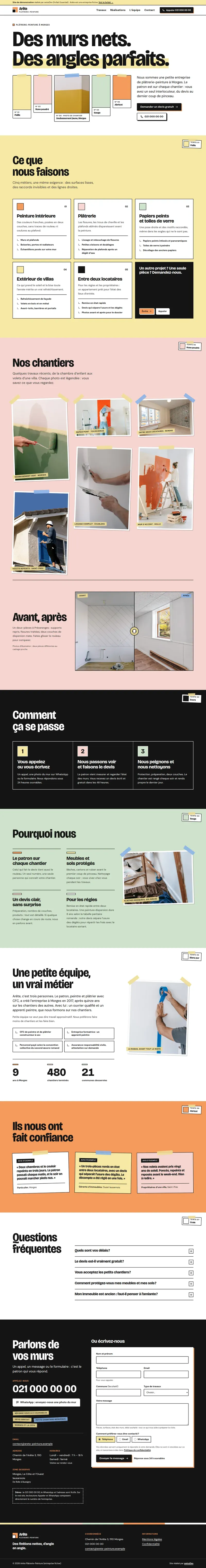 Page d’accueil du site de démonstration Arête, un très grand titre noir sur fond blanc au-dessus d’un nuancier de cartes de teinte paille, rose, sauge et abricot